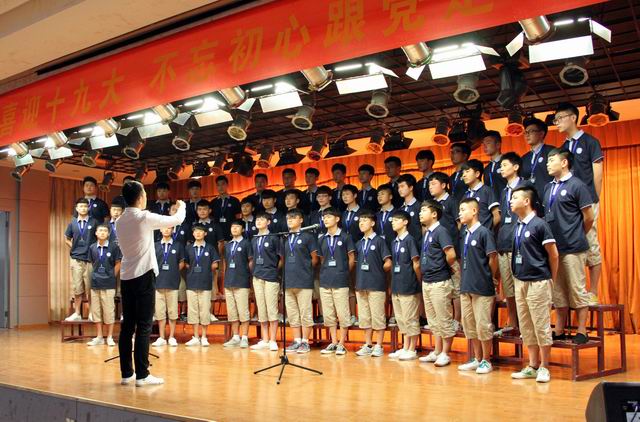 調(diào)整大小 3、一等獎(jiǎng)：15建筑工程施工1班代表隊(duì).jpg