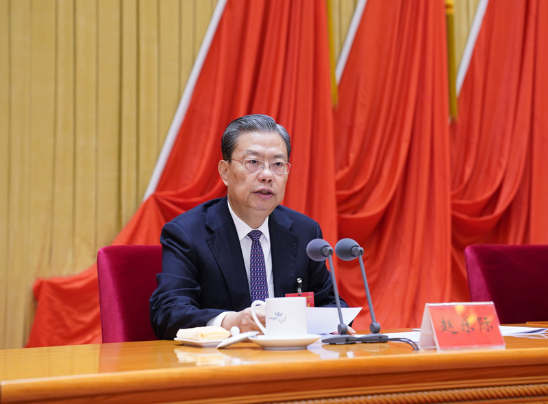 1月22日，中國(guó)共產(chǎn)黨第十九屆中央紀(jì)律檢查委員會(huì)第五次全體會(huì)議在北京開幕。中共中央政治局常委、中央紀(jì)律檢查委員會(huì)書記趙樂際代表中央紀(jì)律檢查委員會(huì)常務(wù)委員會(huì)作題為《推動(dòng)新時(shí)代紀(jì)檢監(jiān)察工作高質(zhì)量發(fā)展，以優(yōu)異成績(jī)慶祝中國(guó)共產(chǎn)黨成立100周年》的工作報(bào)告。新華社記者 張領(lǐng) 攝